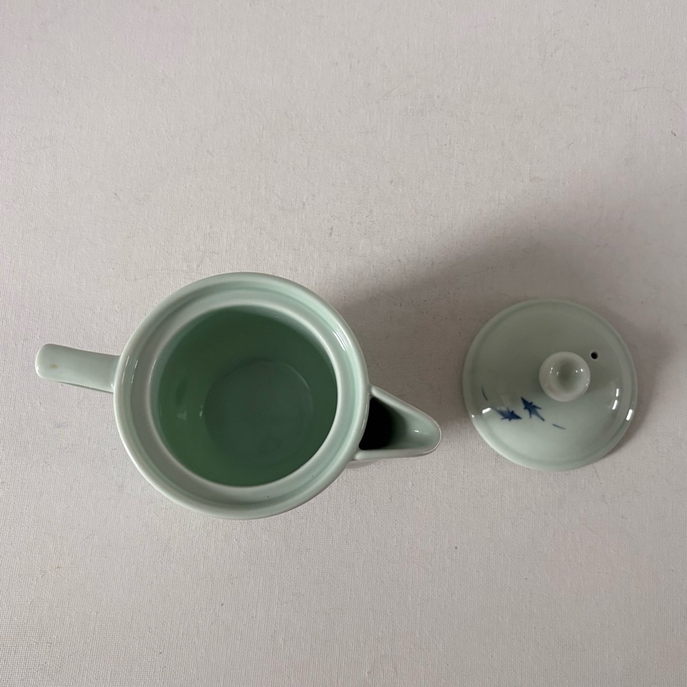 Hand Painted One Person Teapot with Blue Swimming Fish Design - Picture 8 of 11